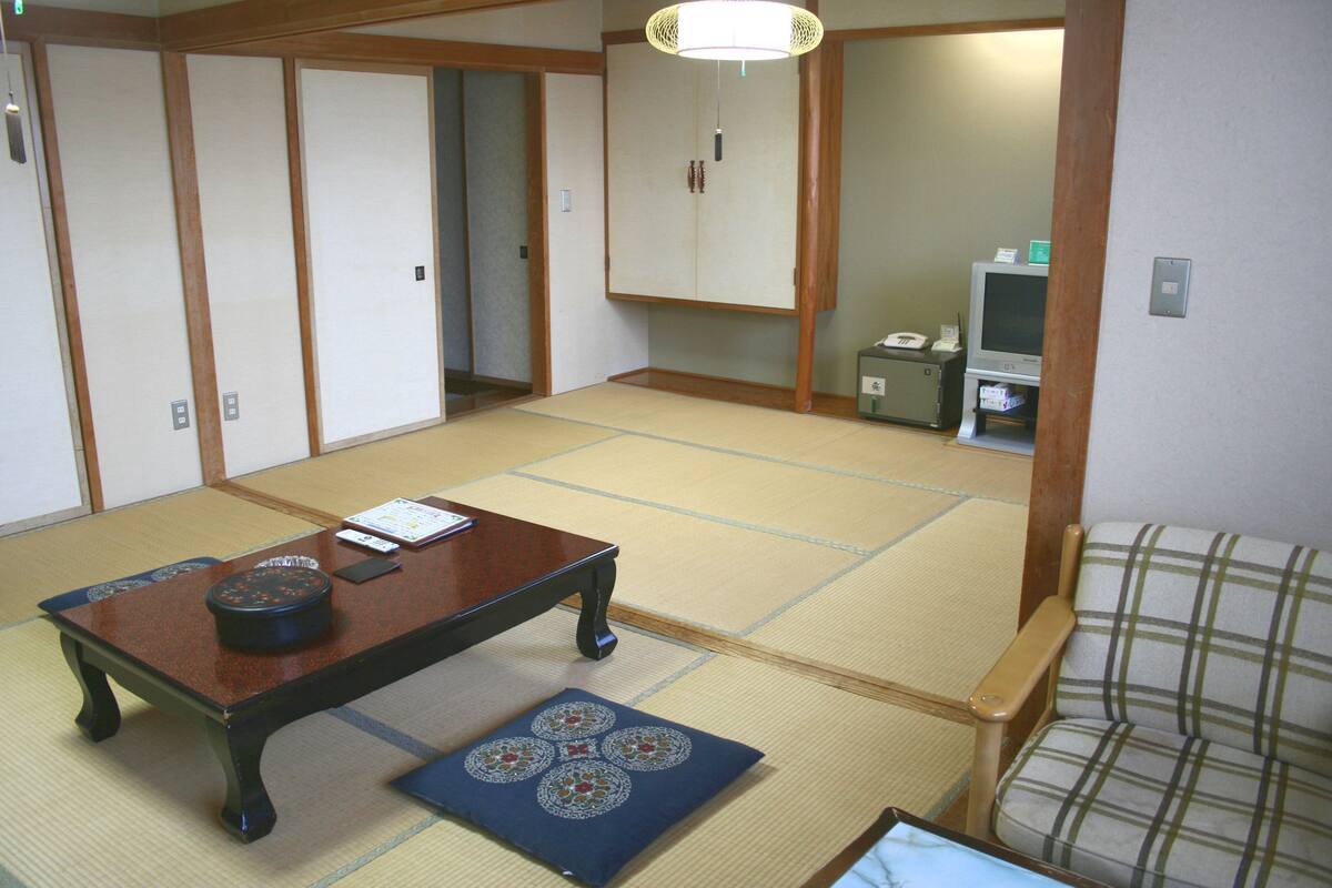 Traditional-Zimmer, Raucher, Annex (Economy Japanese Style, Quadruple) | Wohnbereich