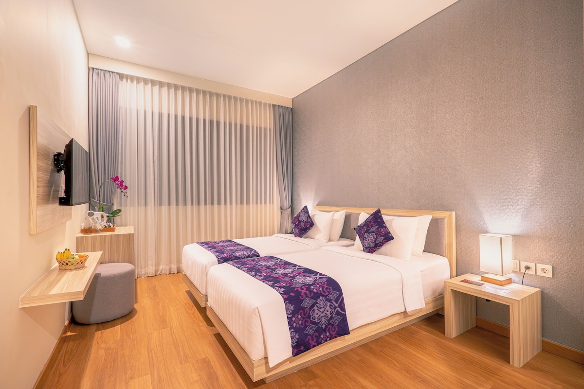 Evitel Smart Room | Minibar, in-room safe, iron/ironing board (on request), WiFi (free)