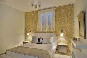 Sistema de insonorización, cunas gratuitas, wifi gratis y ropa de cama 