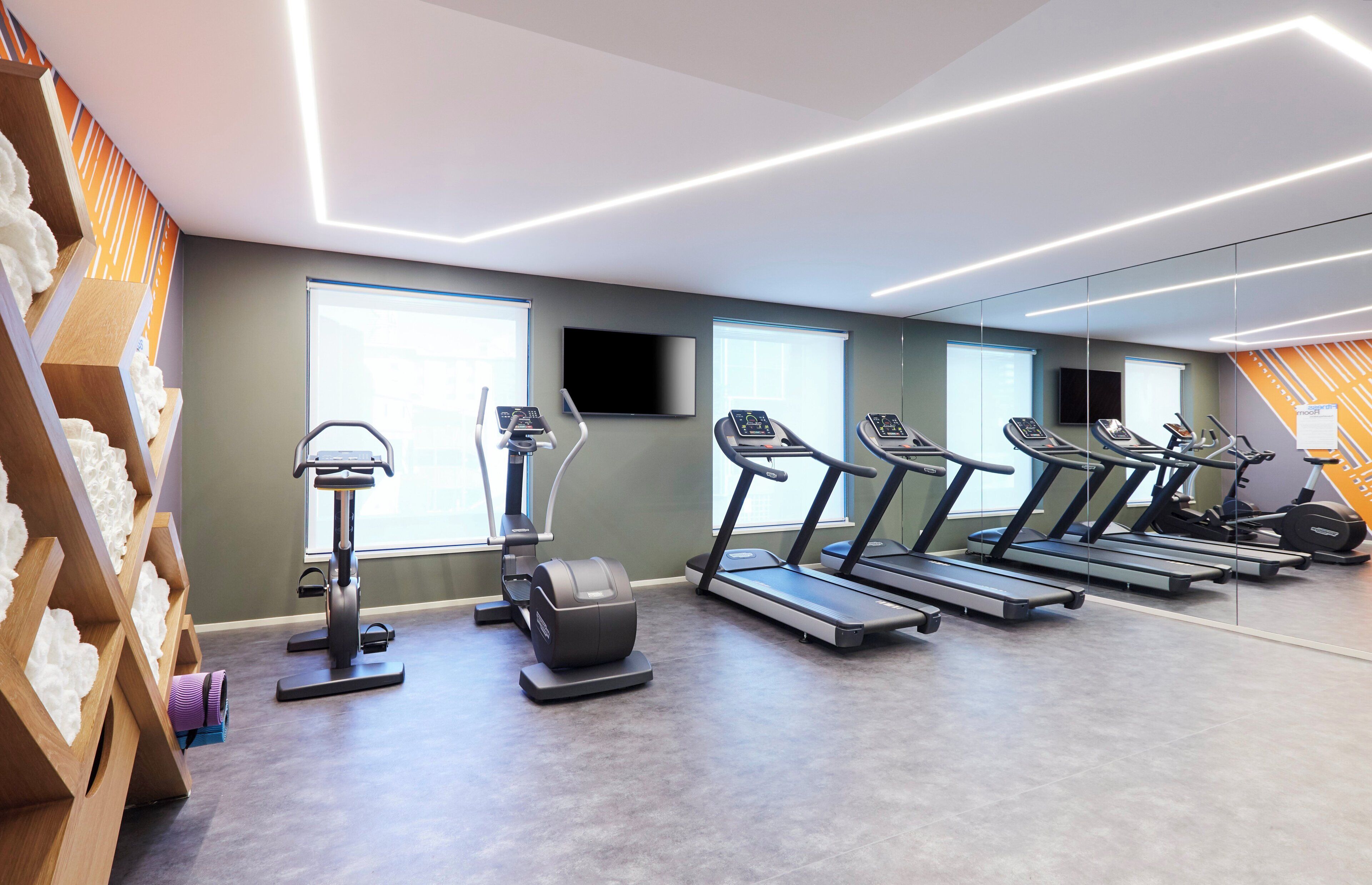 Photo - Holiday Inn Express Brisbane Central by IHG