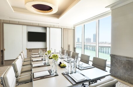 Four Seasons Hotel Abu Dhabi at Al Maryah Island - Image 68