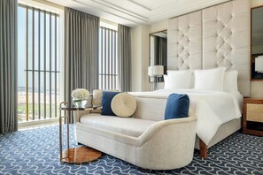 View from room - Four Seasons Hotel Abu Dhabi at Al Maryah Island (Abu Dhabi)