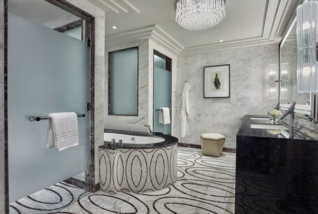 Four Seasons Hotel Abu Dhabi at Al Maryah Island - Image 130
