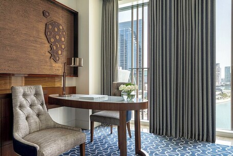 Four Seasons Hotel Abu Dhabi at Al Maryah Island - Image 13