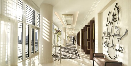 Four Seasons Hotel Abu Dhabi at Al Maryah Island - Image 4