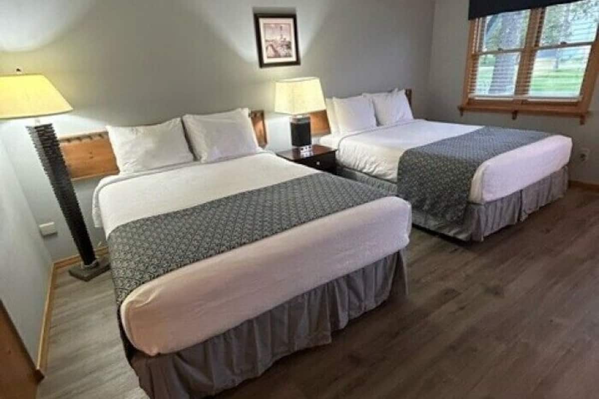 熨斗/熨衣板、免費無線上網、床單、鬧鐘