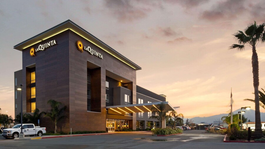 La Quinta Inn & Suites by Wyndham Morgan Hill-San Jose South
