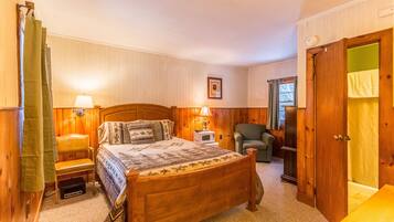 Værelse - 1 queensize-seng | Individuelt design, individuel indretning, strygejern/strygebræt