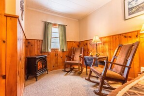 Wilderness | Individually decorated, individually furnished, iron/ironing board