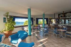 Bar (en la propiedad)