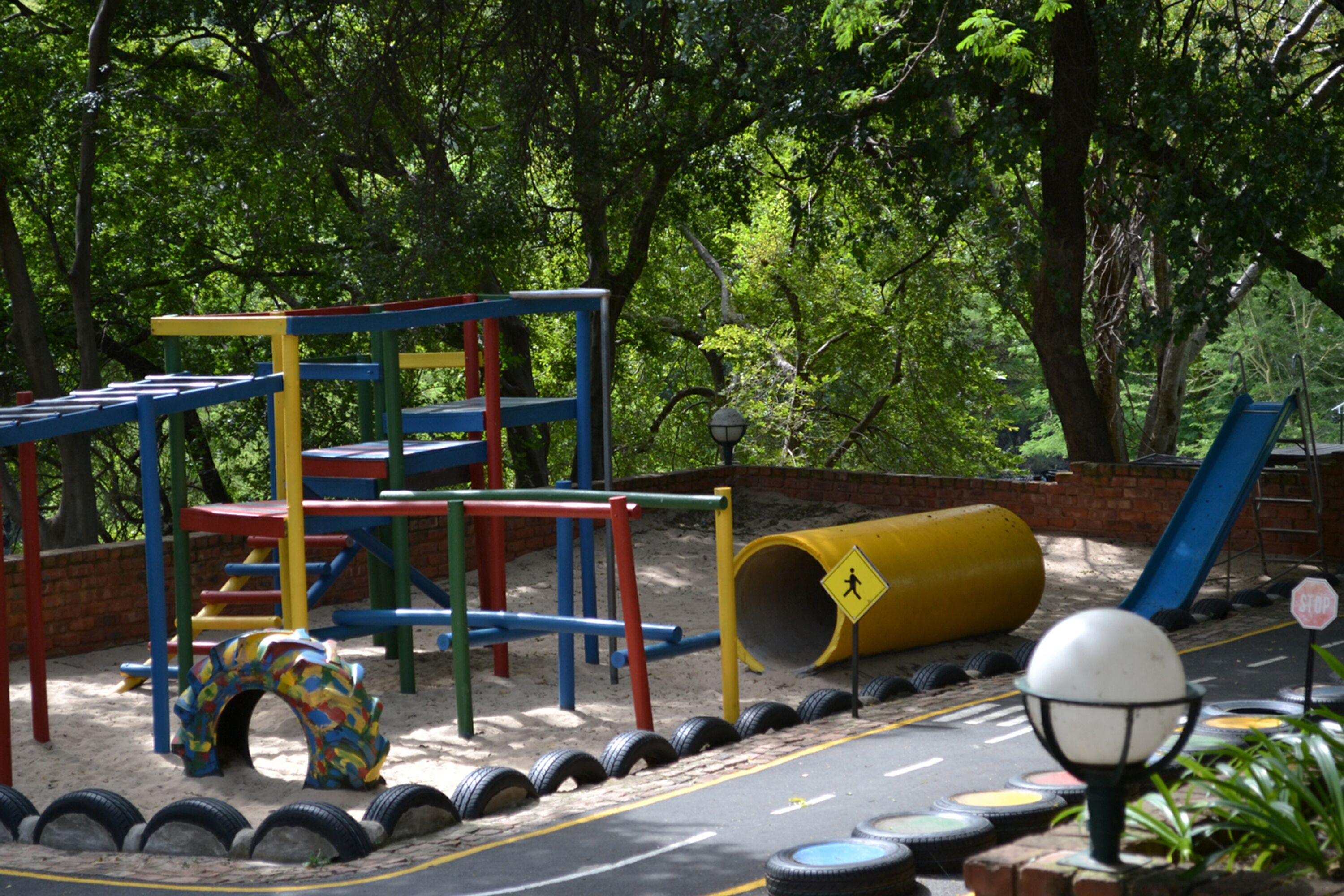 children’s play area – outdoor