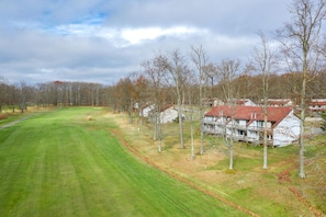 Property grounds - Crown Resorts at Silverwoods (DuBois)