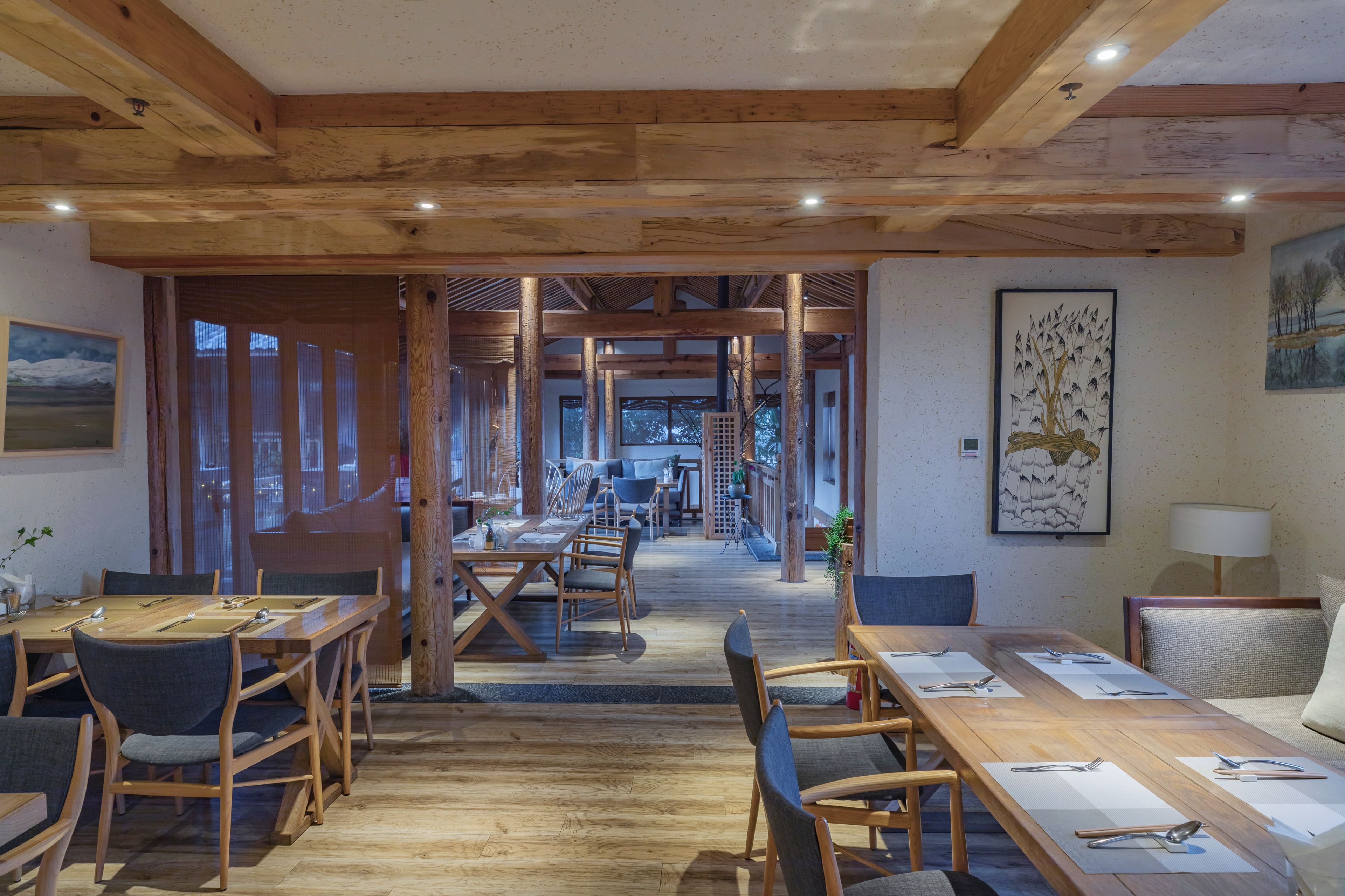 breakfast, lunch, dinner served; chinese cuisine, garden views