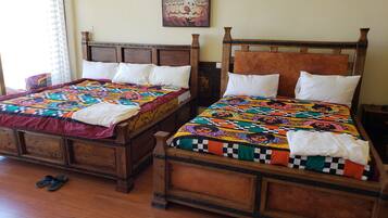 Twin Room | In-room safe, desk, soundproofing, rollaway beds (surcharge)