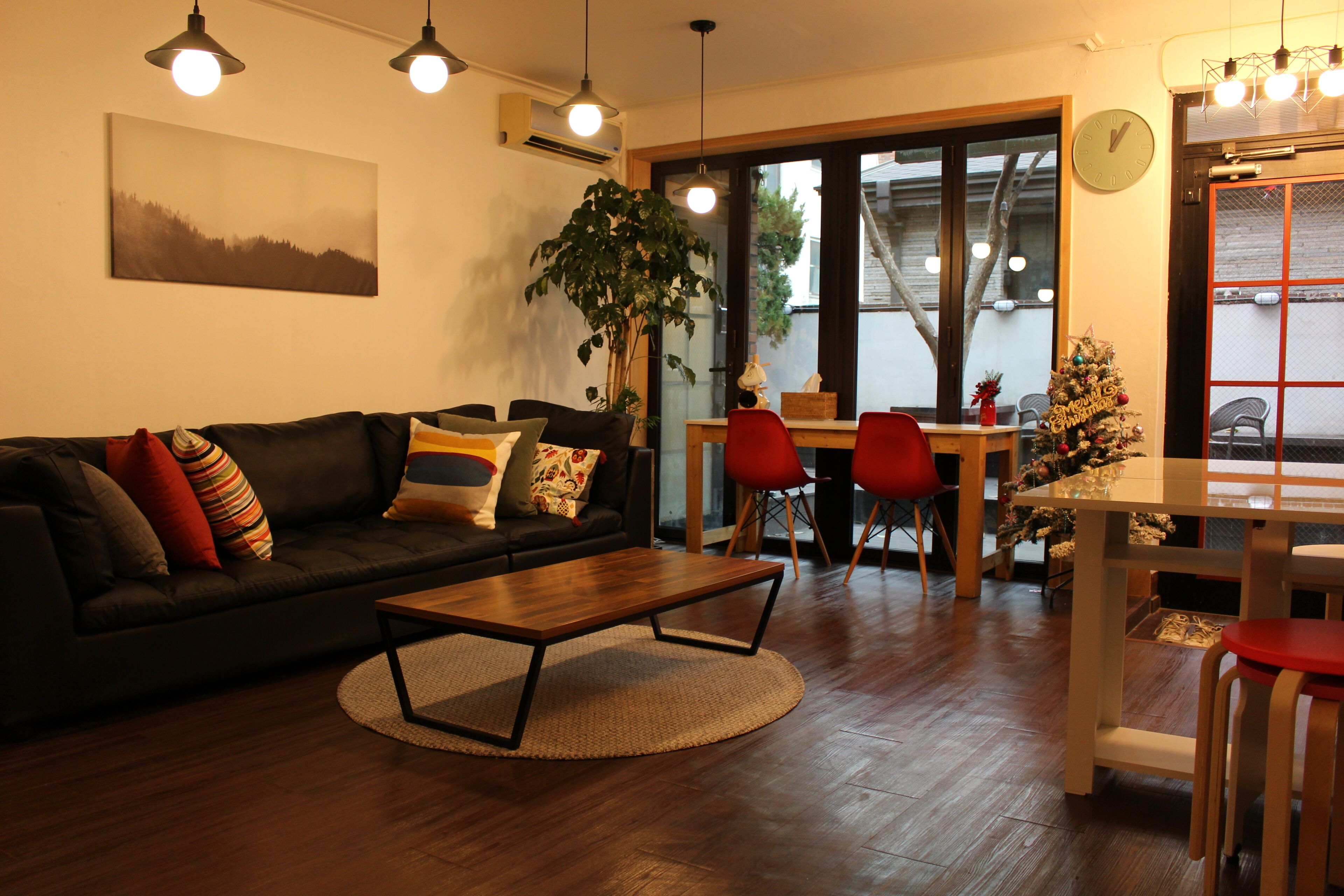 Dormitory (4 persons, Female) | Living area | 24-inch flat-screen TV with cable channels, TV, heated floors