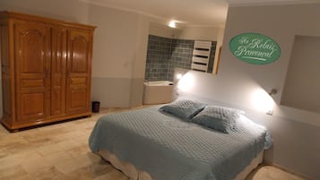 Habitación Confort doble, junto a la montaña | 1 dormitorio, decoración individual, mobiliario individual y wifi gratis