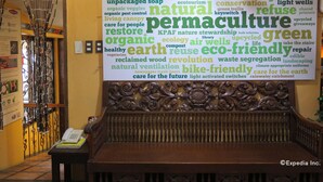 Interior detail - Mayflower Inn (Cebu)