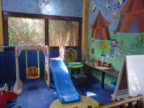 Children’s play area – indoor - Mayflower Inn (Cebu)