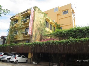 واجهة المنشأة