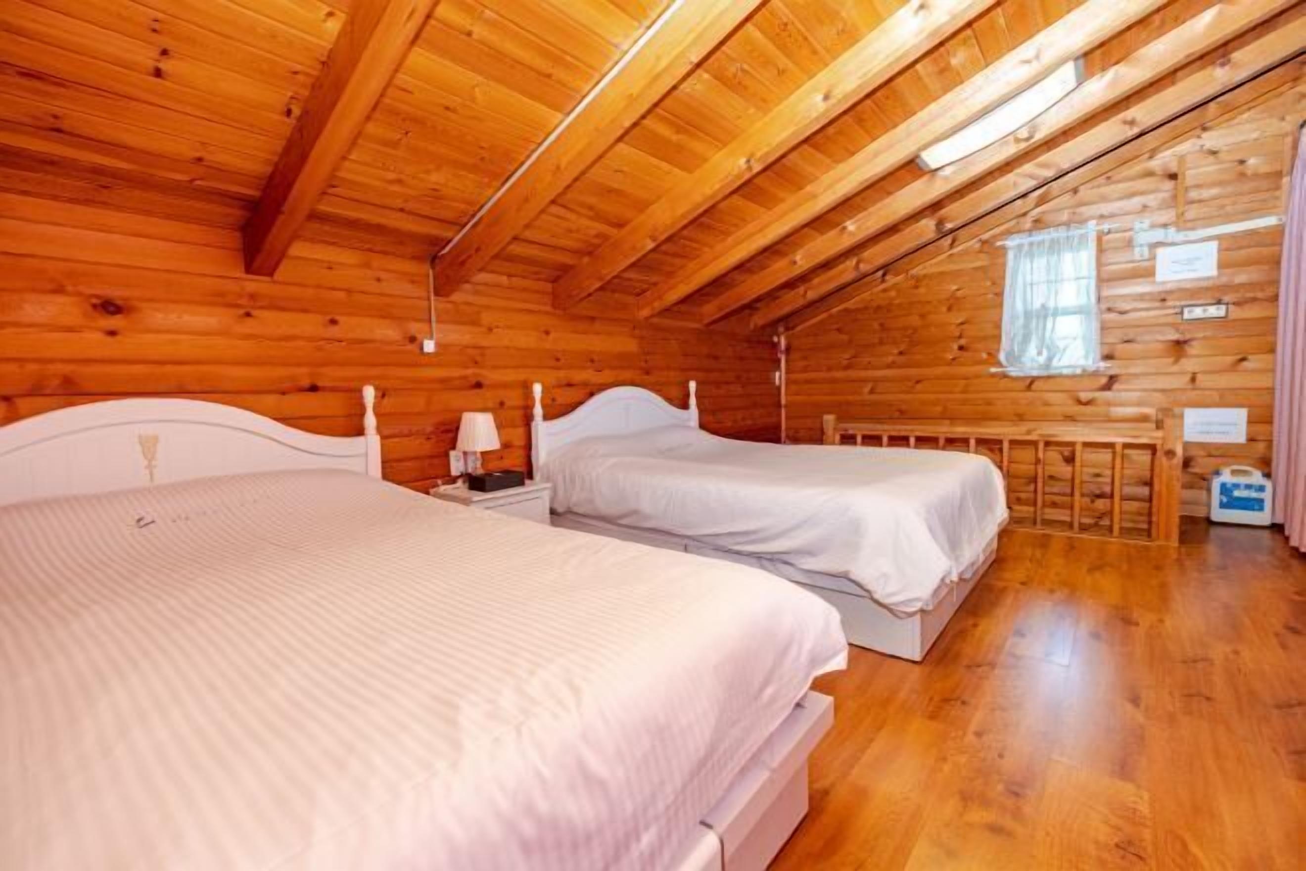 Blackout curtains, soundproofing, free WiFi, bed sheets