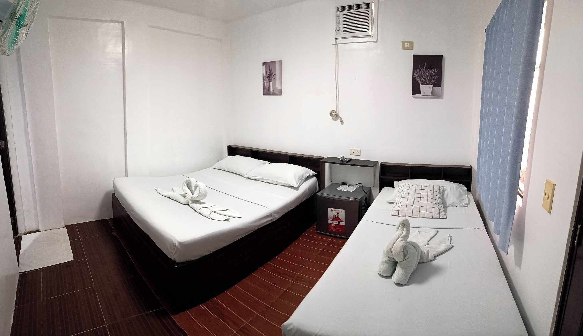 Photo - Lola's Lodge