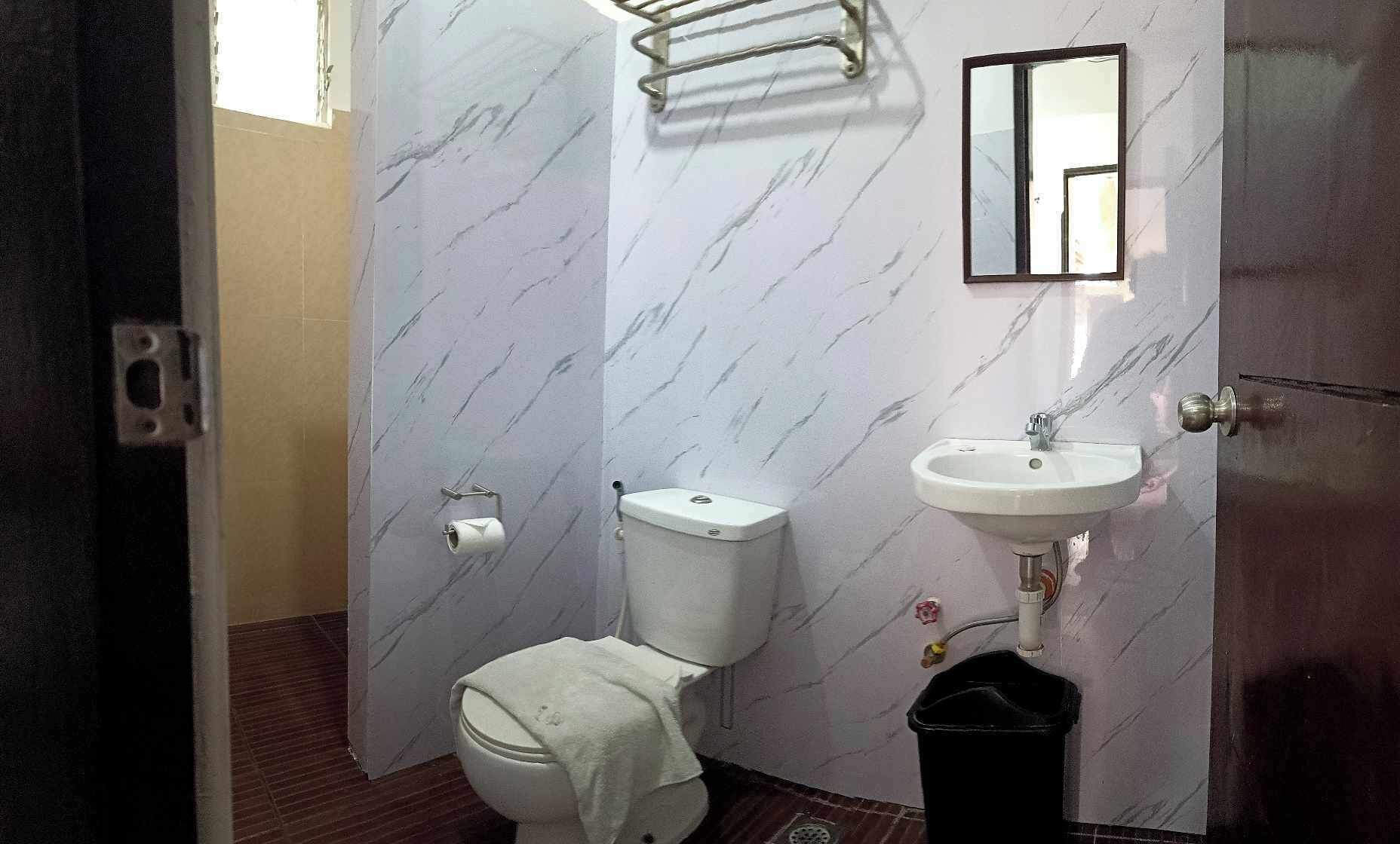 Photo - Lola's Lodge