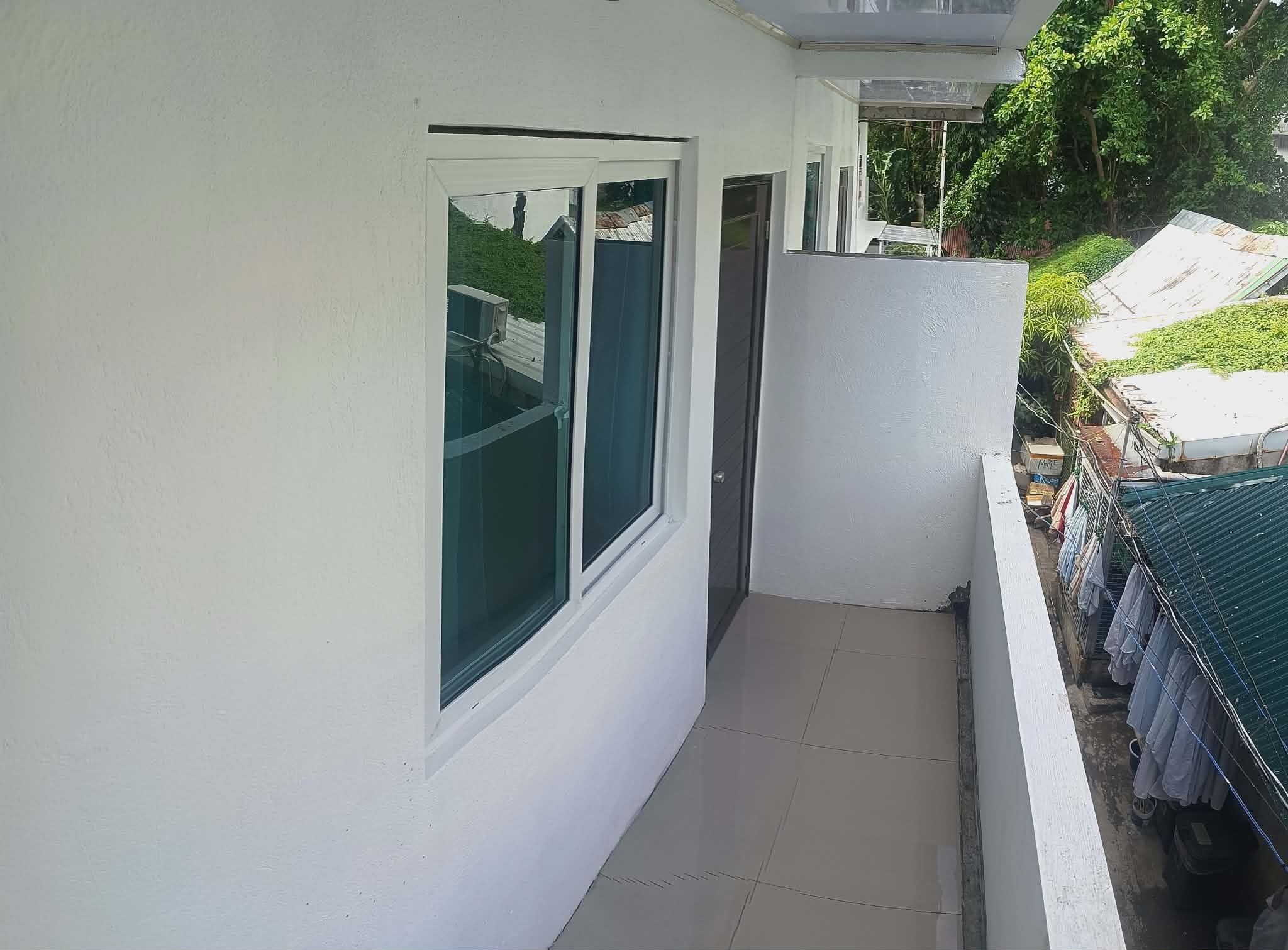 Photo - Lola's Lodge