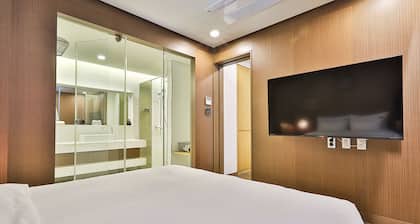 Jongno Makers X IPPDA Hotel