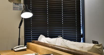 Jongno Makers X Pretty Hotel
