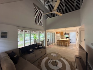 Garden Bungalow (Mezzanine room with fan) | Living area