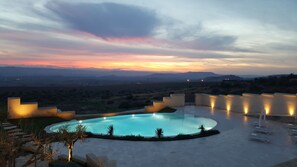 Outdoor pool, a natural pool