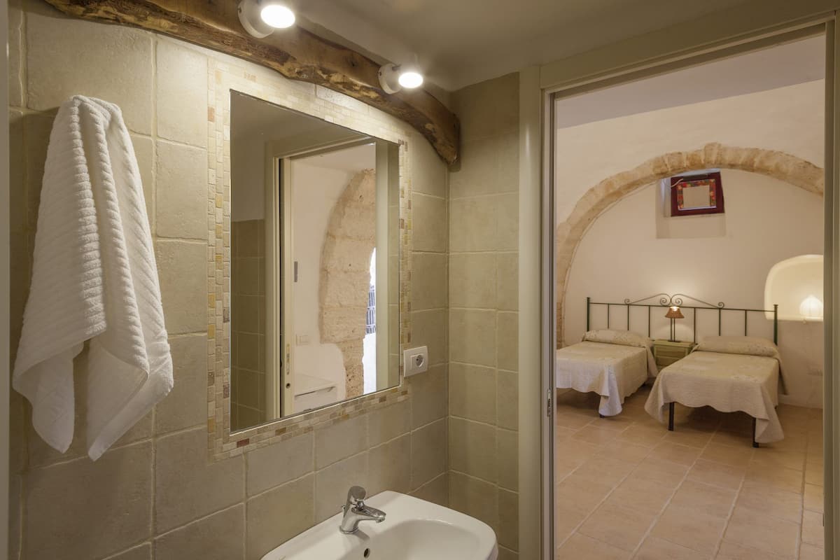 Quarto casal ou duplo luxo | Escrivaninha, Wi-Fi de cortesia