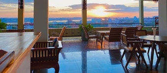 Capitol Residence