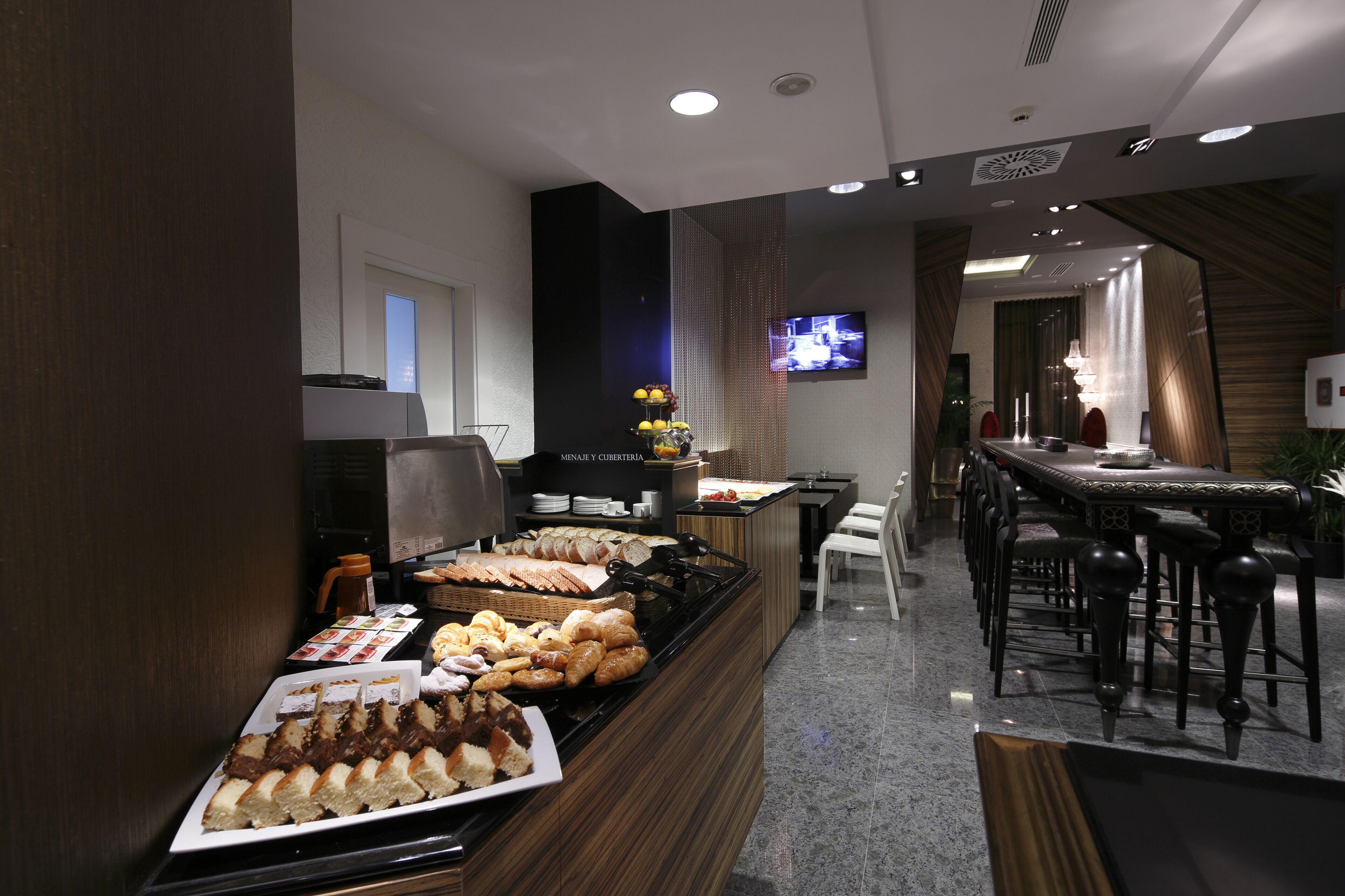 daily buffet breakfast (eur 9 per person)