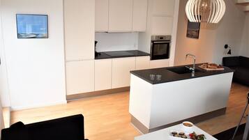 Luxury Apartment, Patio (6 People - Linen Excluded) | Private kitchen | Fridge, microwave, oven, stovetop