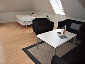 Lejlighed - 3 soveværelser - terrasse (6 personer) | Opholdsområde | Fladskærms-tv