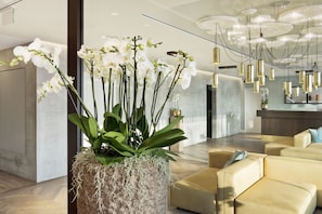 Lobby sitting area - Hotel Kettenbrücke (Aarau)