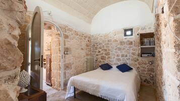 Villa, 3 Bedrooms | 3 bedrooms, in-room safe, iron/ironing board, free WiFi