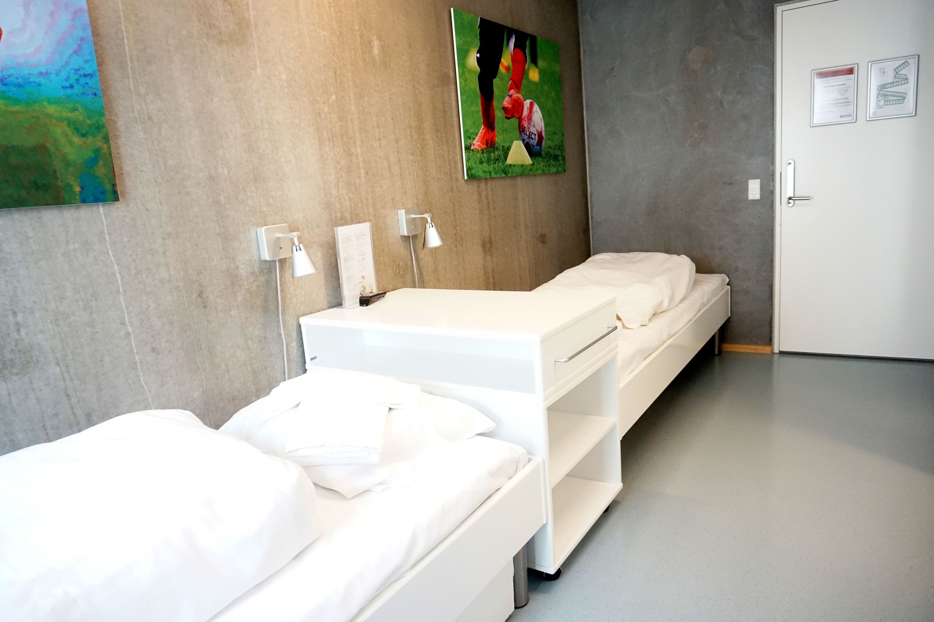 standard room | desk, blackout curtains, soundproofing, iron/ironing board