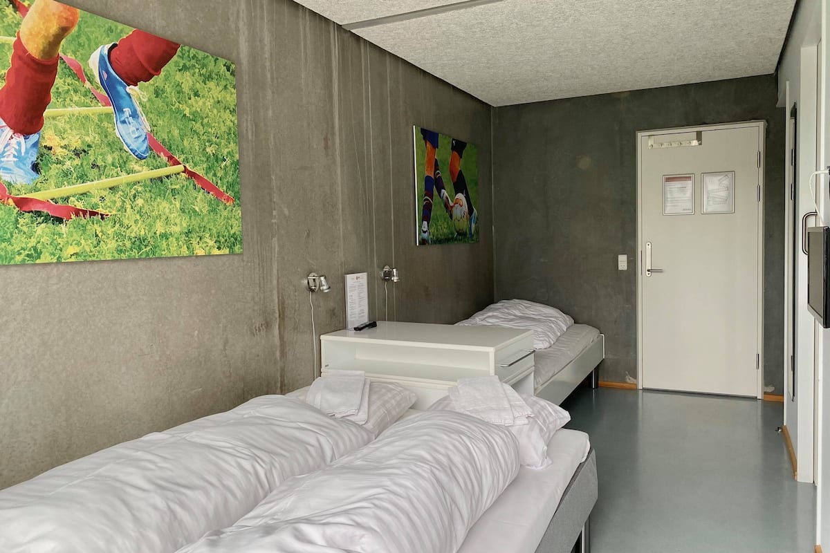 standard triple room | desk, blackout curtains, soundproofing, iron/ironing board