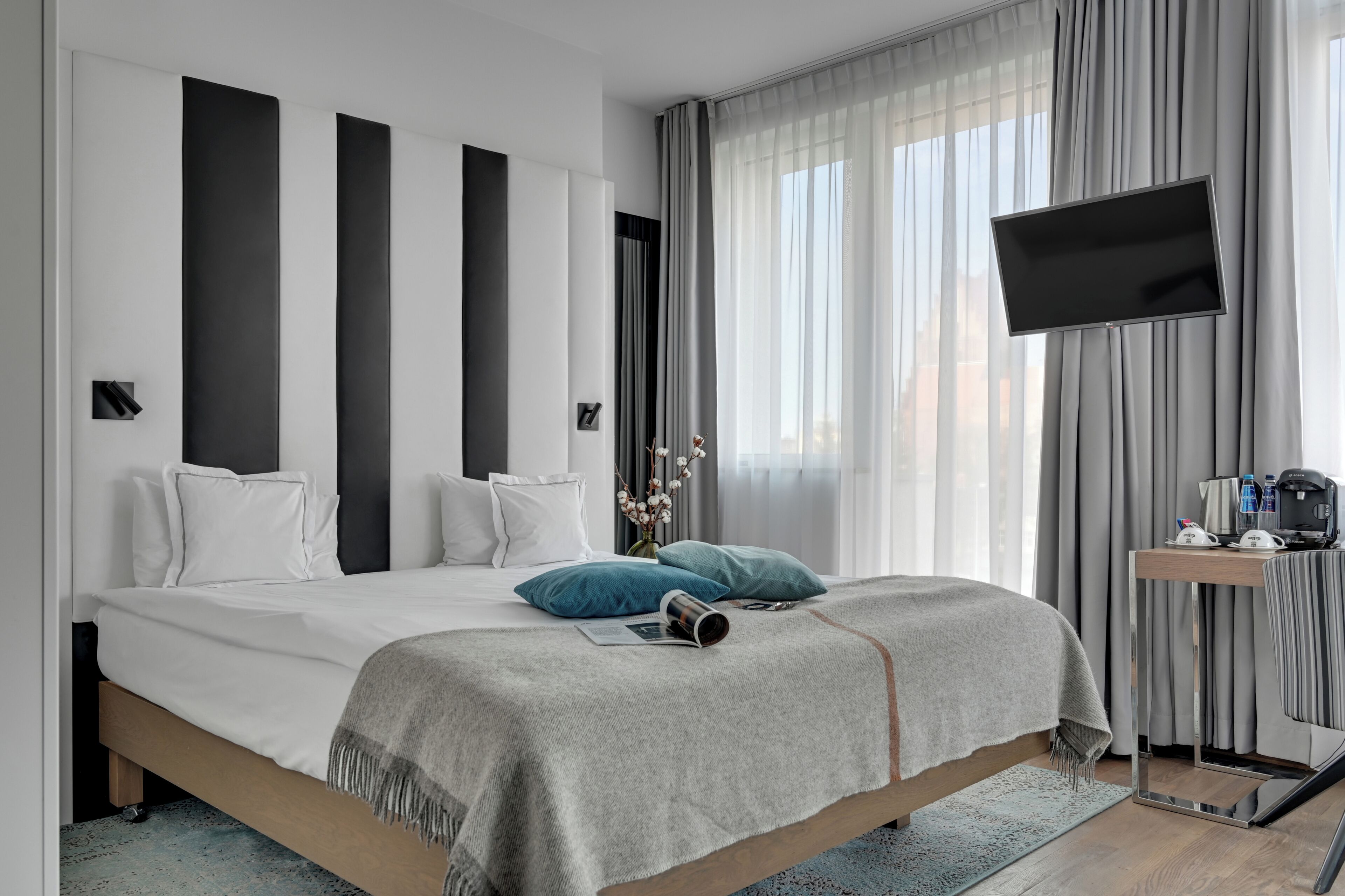 公寓, 1 间卧室, 露台 | 迷你吧、客房内保险箱、办公桌、遮光窗帘