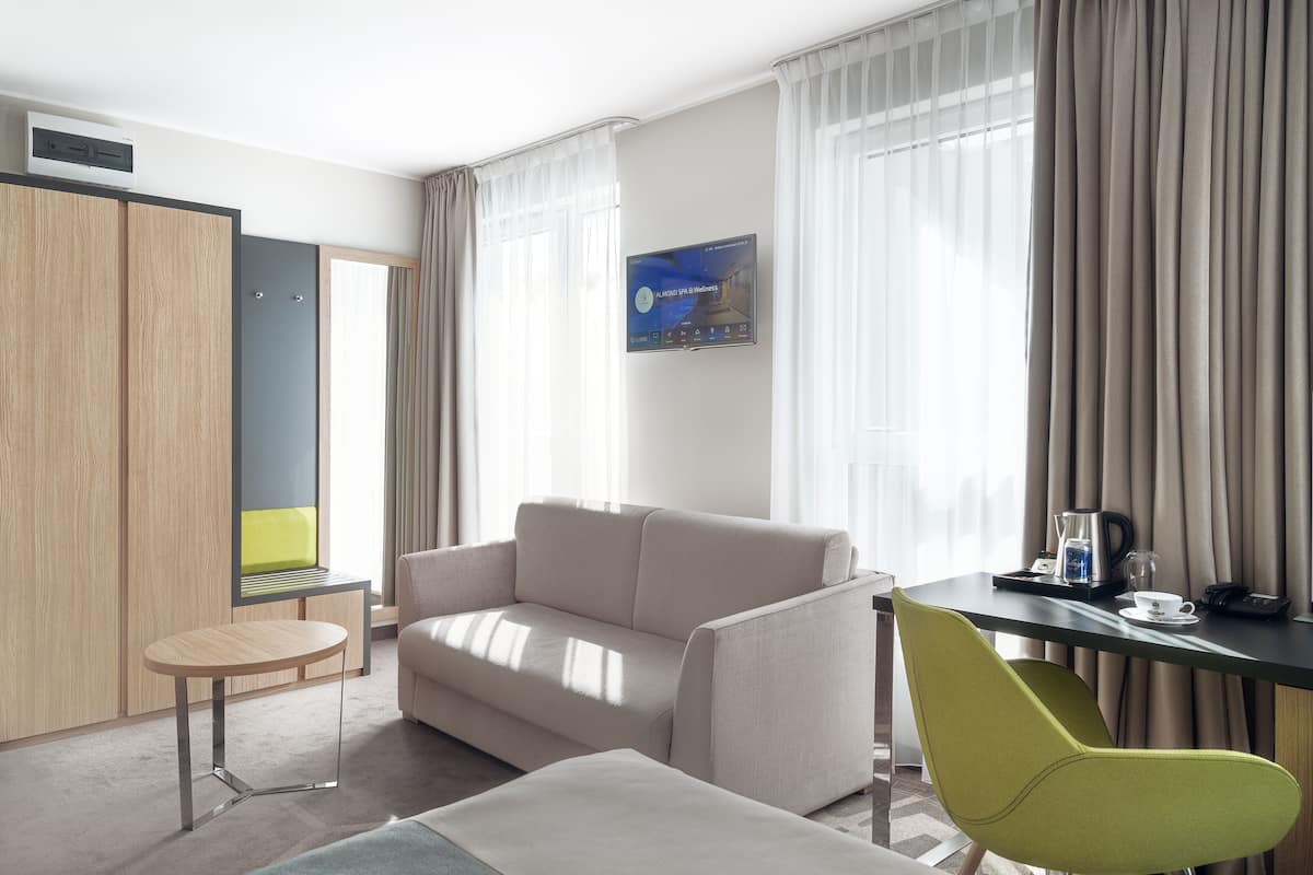 1 habitación, minibar, caja de seguridad en la habitación y escritorio
