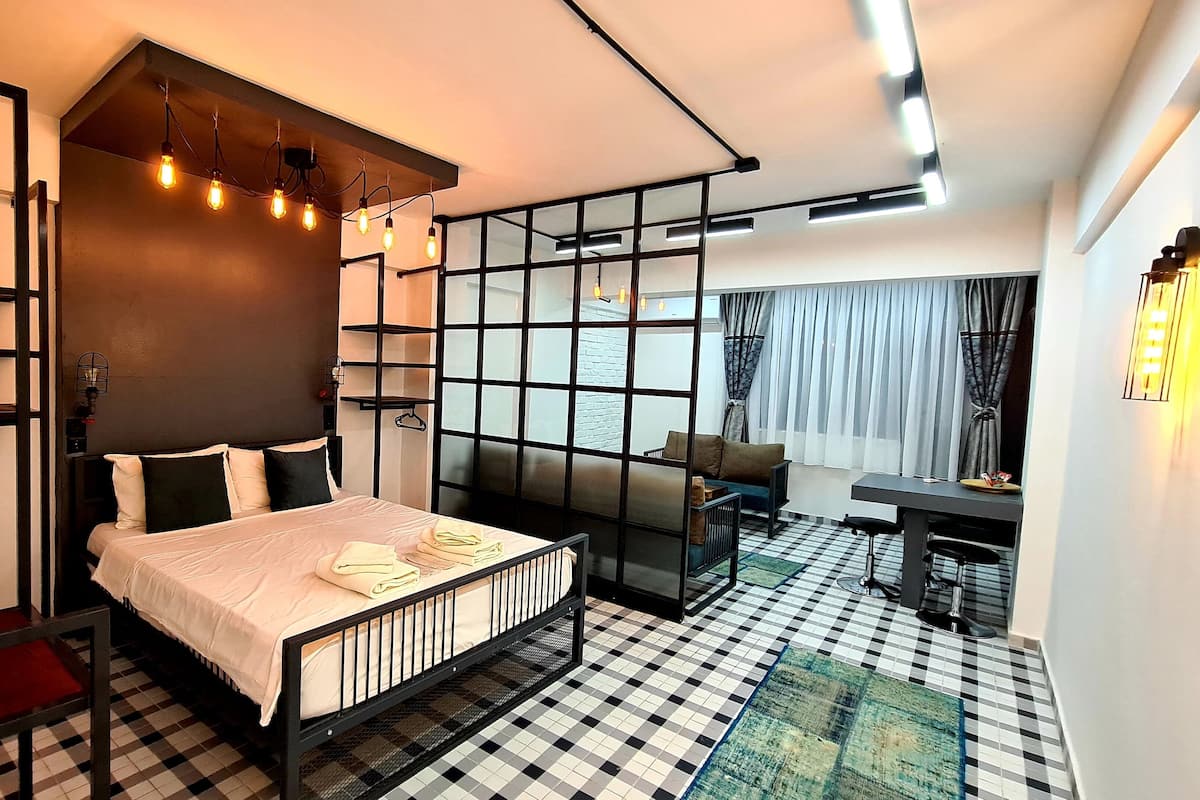 Economy Double Room, Kitchenette | In-room safe, desk, soundproofing, iron/ironing board