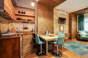 Executive Suite, Jetted Tub | In-room safe, desk, soundproofing, iron/ironing board - Cube Suites (Istanbul)