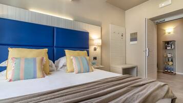 1 bedroom, premium bedding, down comforters, minibar