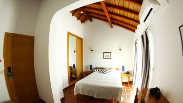 Superior Double or Twin Room, 1 Double or 2 Single Beds, Terrace