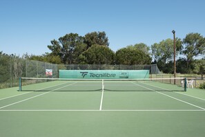 Tennis court