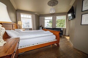 Deluxe Room | Individually decorated, individually furnished, free WiFi, bed sheets - BG4 Guesthouse (Akureyri)