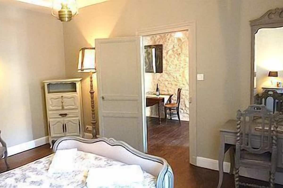 Suite superior, 2 habitaciones, baño compartido | 10 habitaciones y sábanas de algodón egipcio