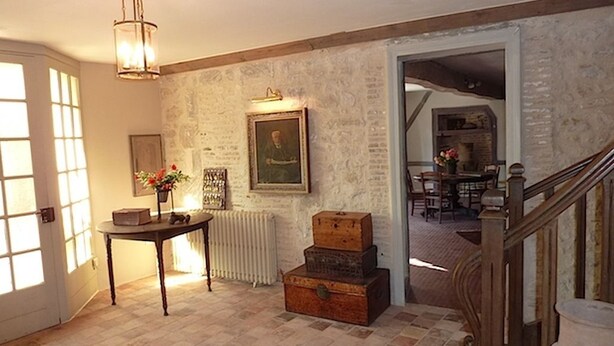 Check-in/check-out kiosk - Le Logis Bed and Breakfast (La Trimouille)